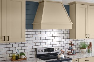 The Different Types of Range Hoods for Your Kitchen — Wood & Co.