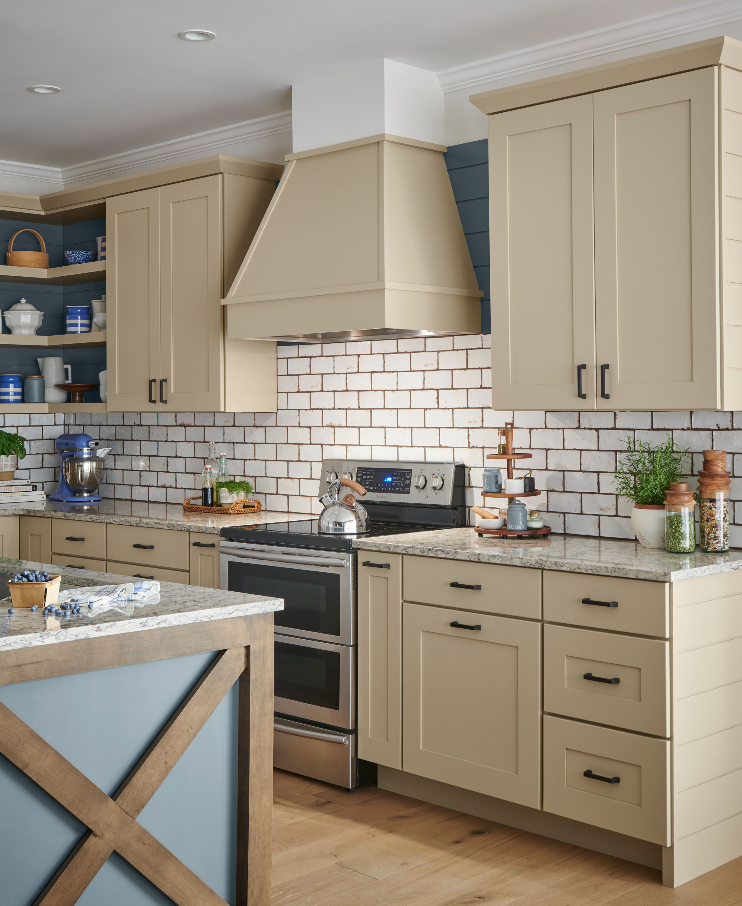 Tapered Hood Schuler at Lowes